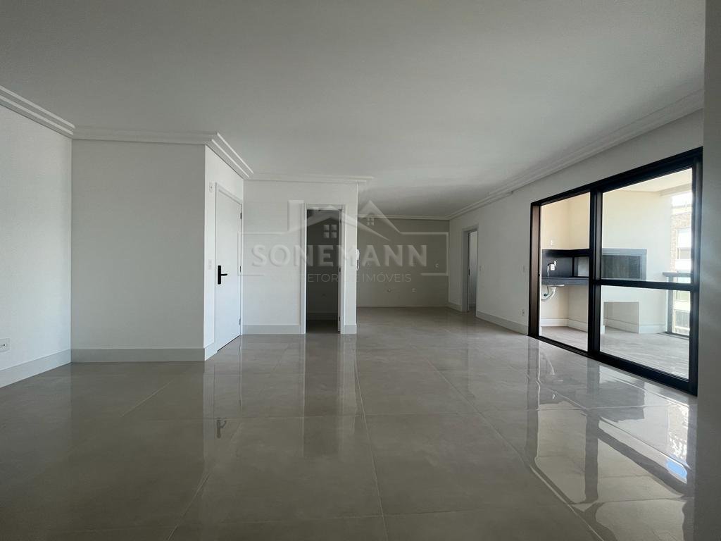 Apartamento à venda com 3 quartos, 129m² - Foto 6