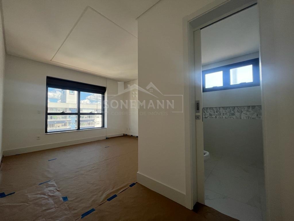 Apartamento à venda com 3 quartos, 129m² - Foto 12