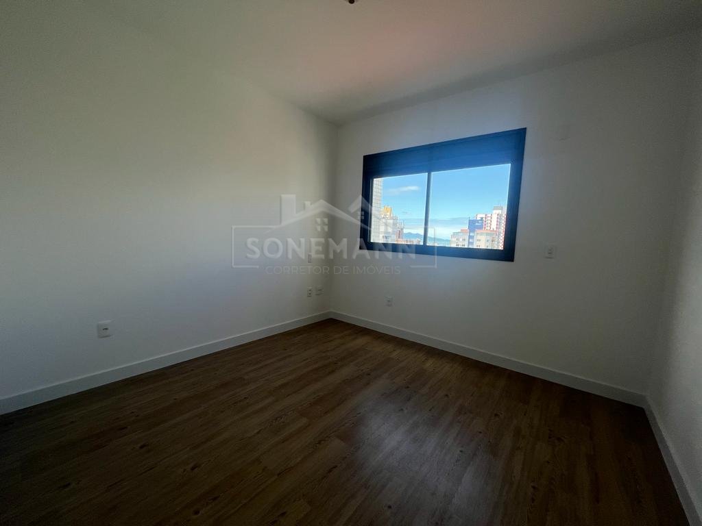 Apartamento à venda com 3 quartos, 103m² - Foto 15