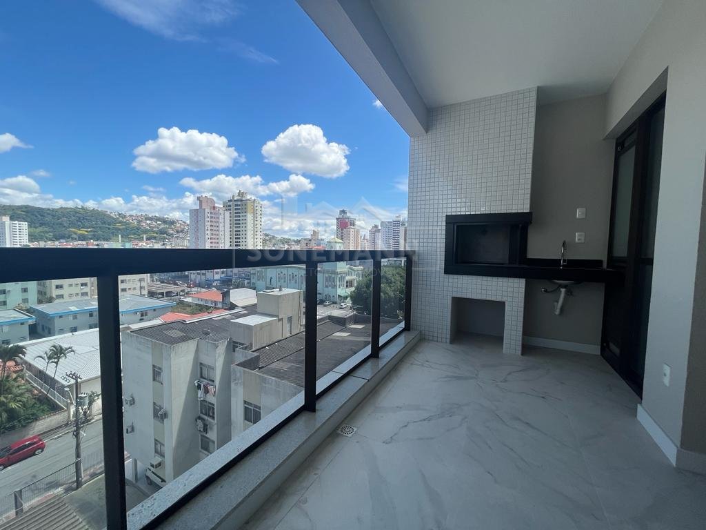 Apartamento à venda com 2 quartos, 84m² - Foto 5