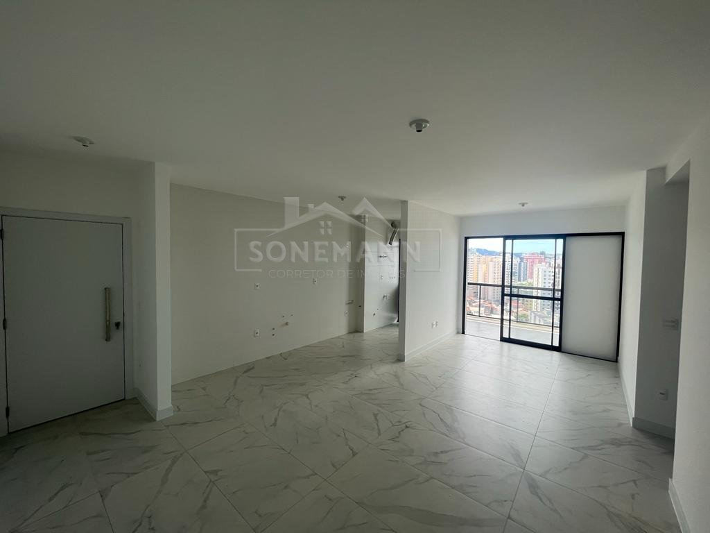 Apartamento à venda com 3 quartos, 103m² - Foto 6