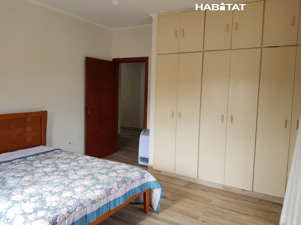 Casa à venda com 4 quartos, 600m² - Foto 16