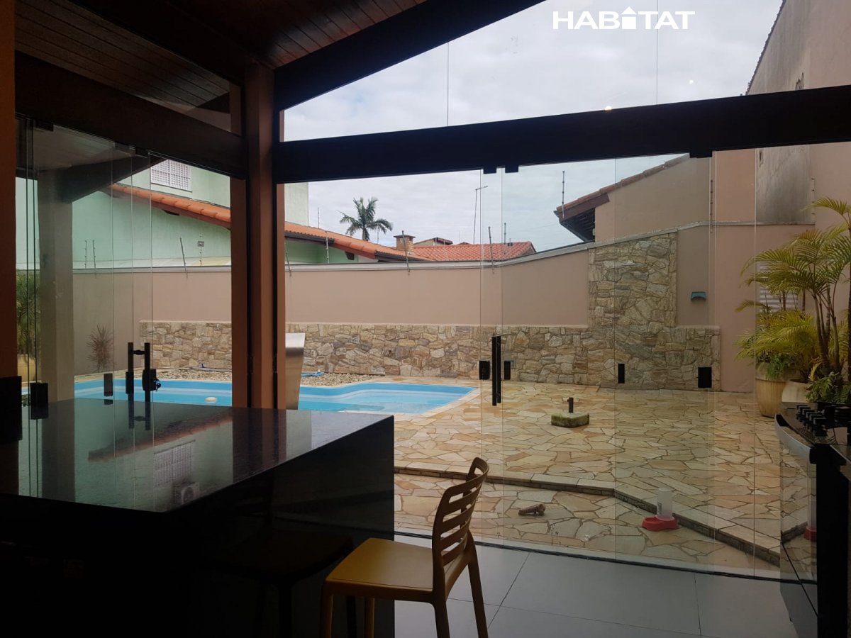 Casa à venda com 4 quartos, 600m² - Foto 5