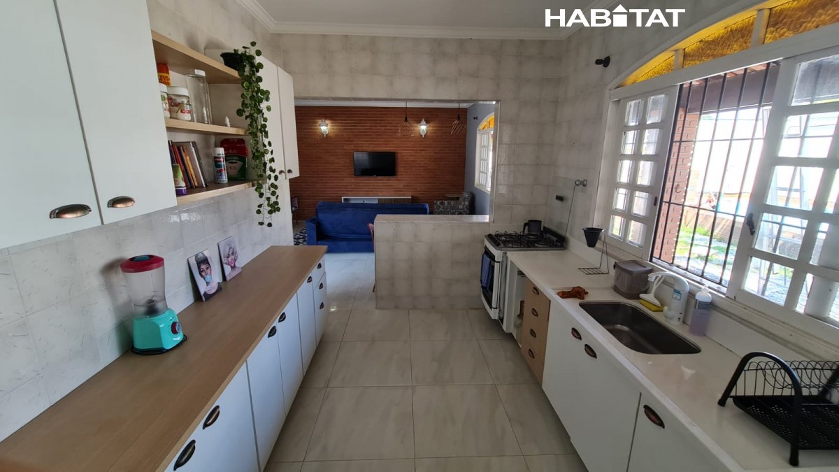 Casa à venda com 3 quartos, 377m² - Foto 6