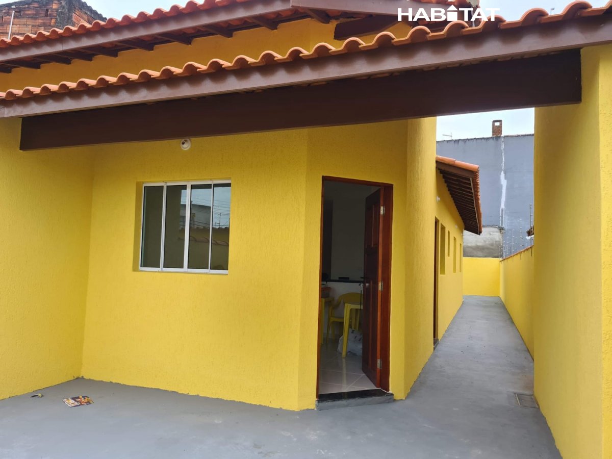 Casa à venda com 2 quartos, 125m² - Foto 2