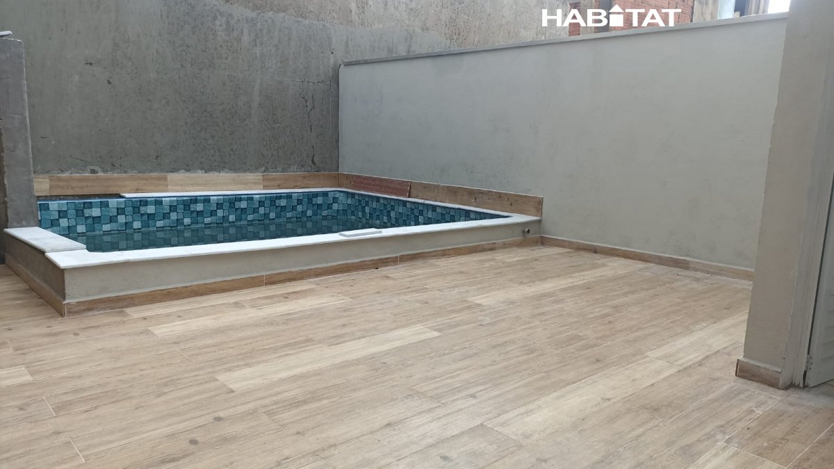 Casa à venda com 3 quartos, 175m² - Foto 1