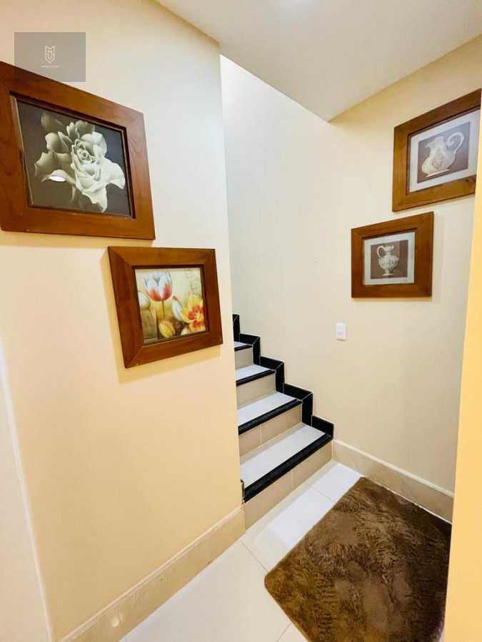 Casa de Condomínio à venda com 4 quartos, 240m² - Foto 13