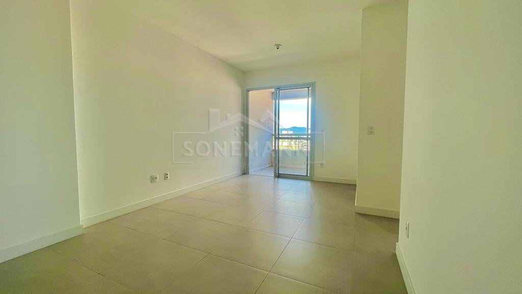 Apartamento à venda com 2 quartos, 69m² - Foto 3