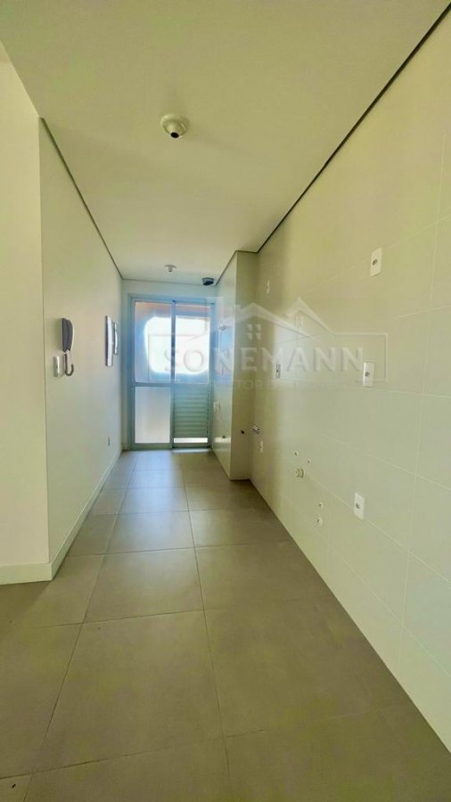 Apartamento à venda com 2 quartos, 69m² - Foto 8