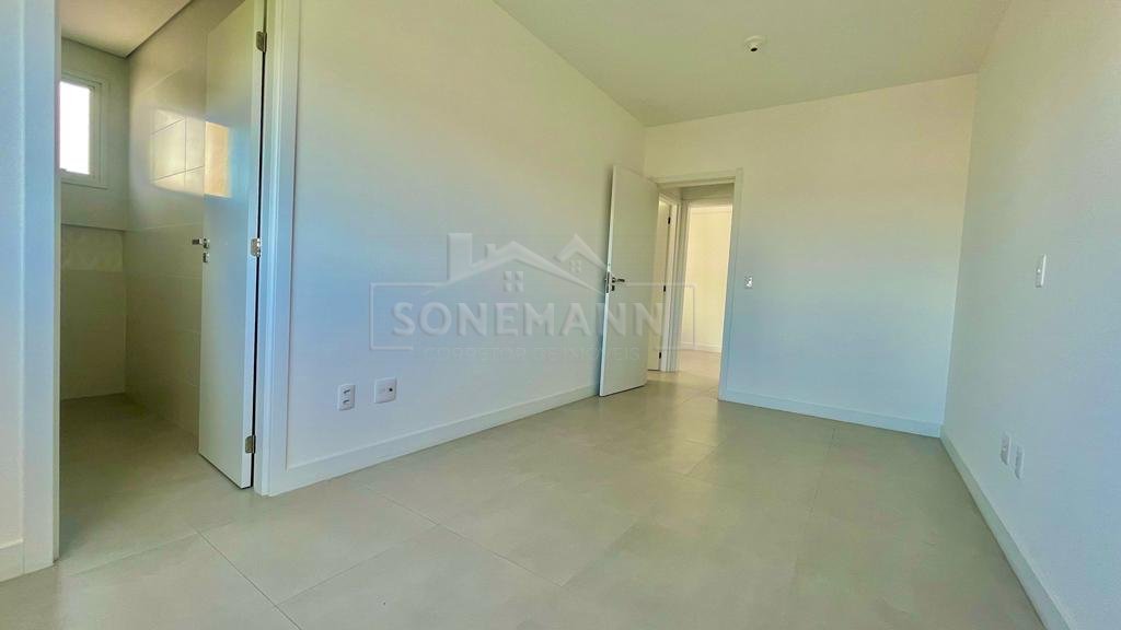 Apartamento à venda com 3 quartos, 84m² - Foto 7