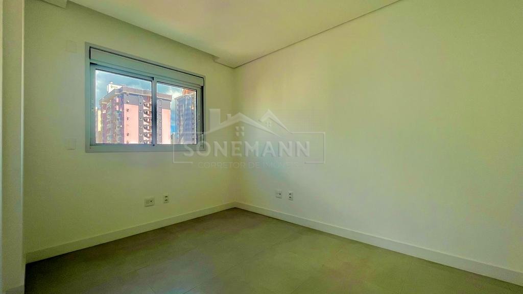 Apartamento à venda com 3 quartos, 84m² - Foto 10