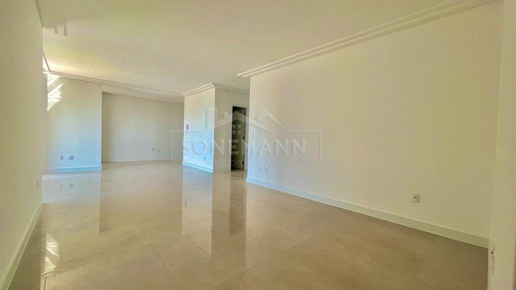 Apartamento à venda com 3 quartos, 123m² - Foto 12