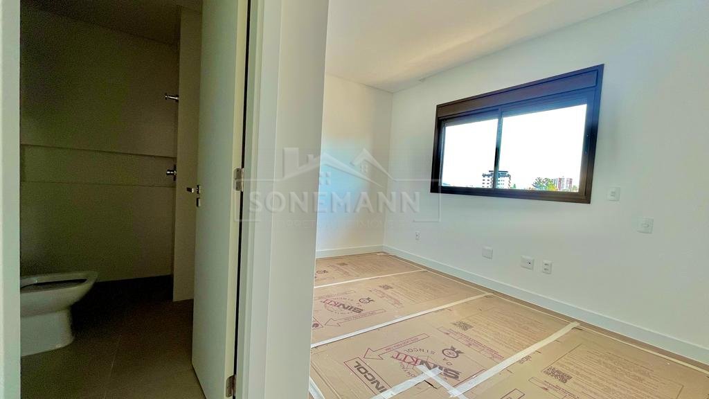 Apartamento à venda com 3 quartos, 123m² - Foto 13