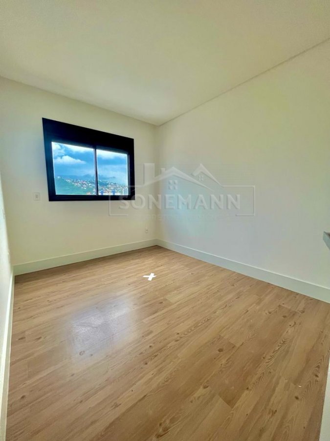 Apartamento à venda com 2 quartos, 72m² - Foto 8