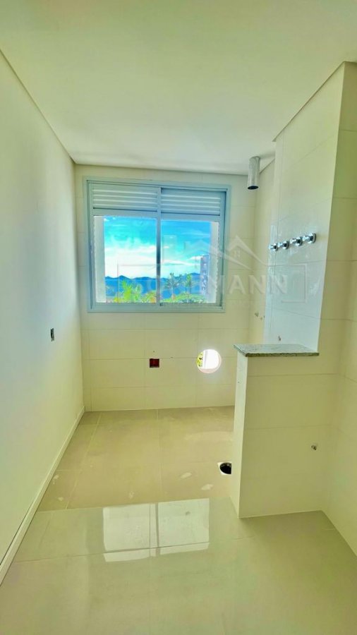 Apartamento à venda com 2 quartos, 63m² - Foto 19