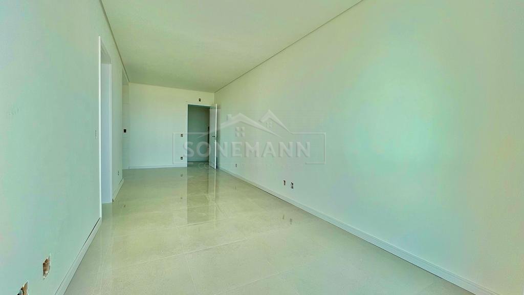 Apartamento à venda com 2 quartos, 63m² - Foto 11