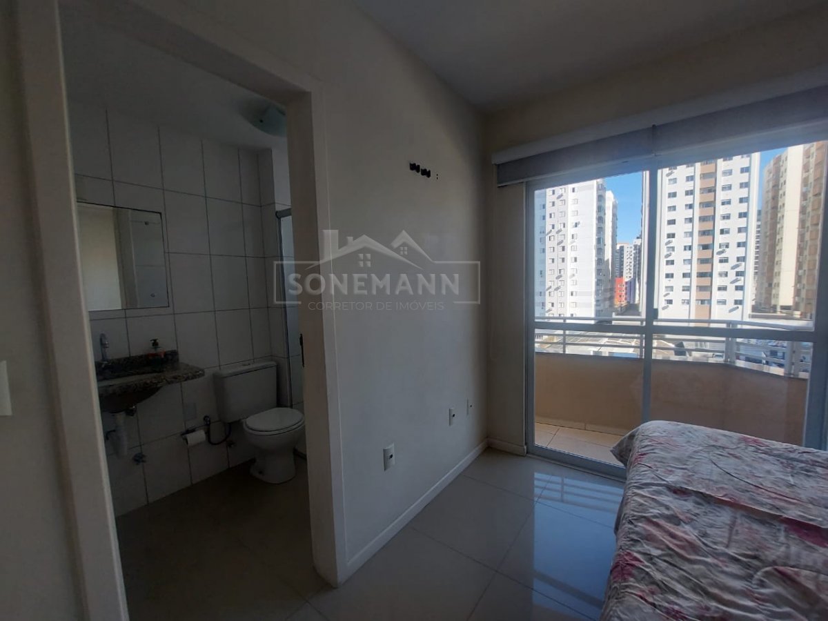 Apartamento à venda com 3 quartos, 87m² - Foto 5