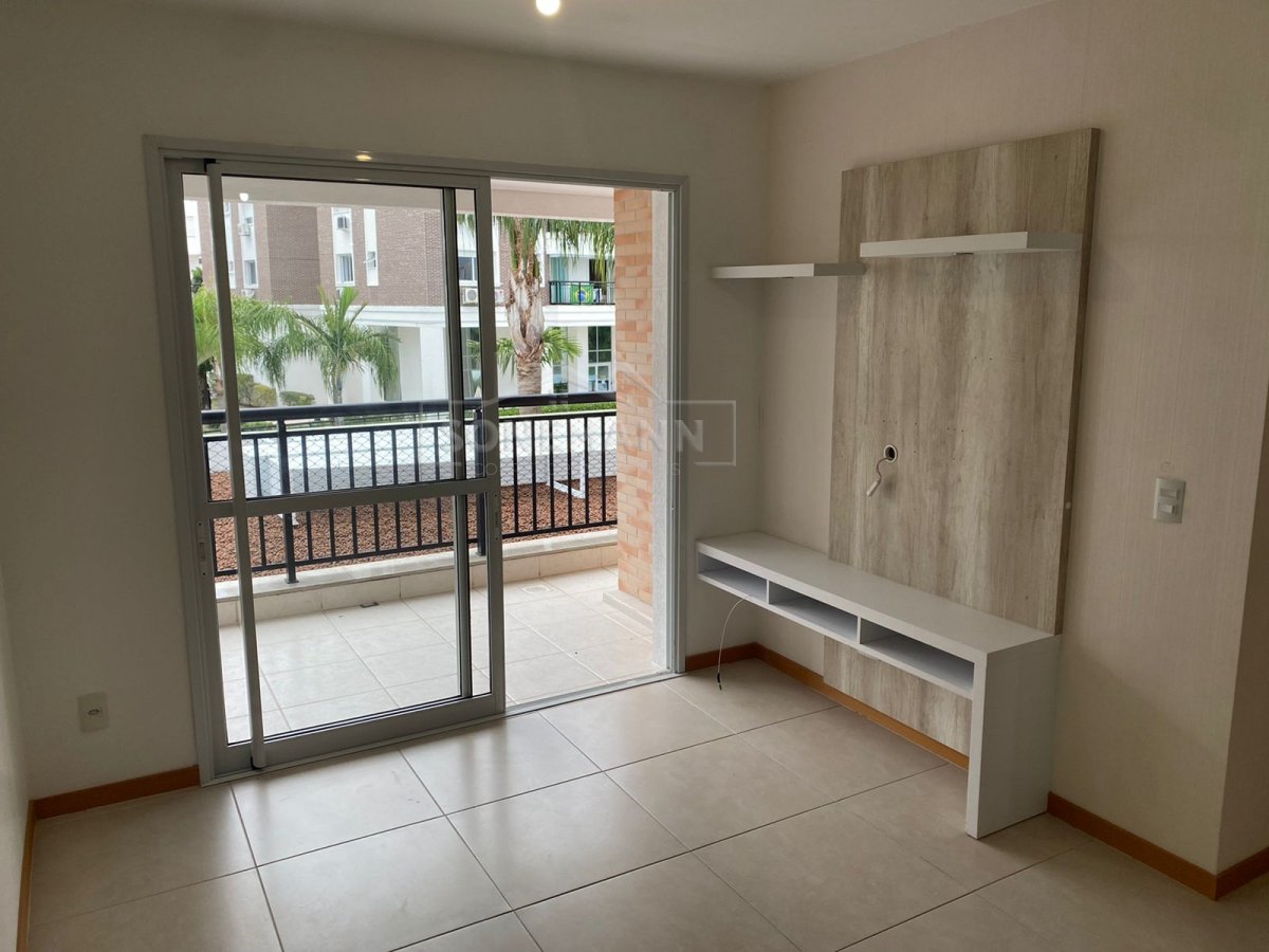 Apartamento à venda com 3 quartos, 98m² - Foto 4