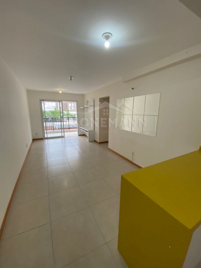 Apartamento à venda com 3 quartos, 98m² - Foto 3