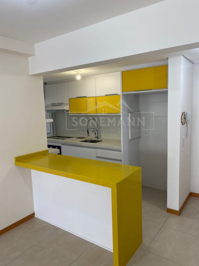 Apartamento à venda com 3 quartos, 98m² - Foto 8