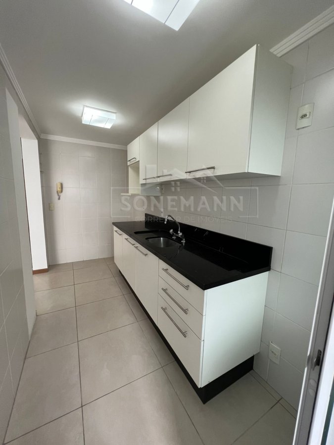 Apartamento à venda com 2 quartos, 82m² - Foto 9