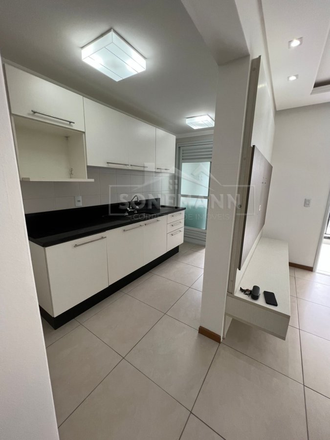 Apartamento à venda com 2 quartos, 82m² - Foto 8