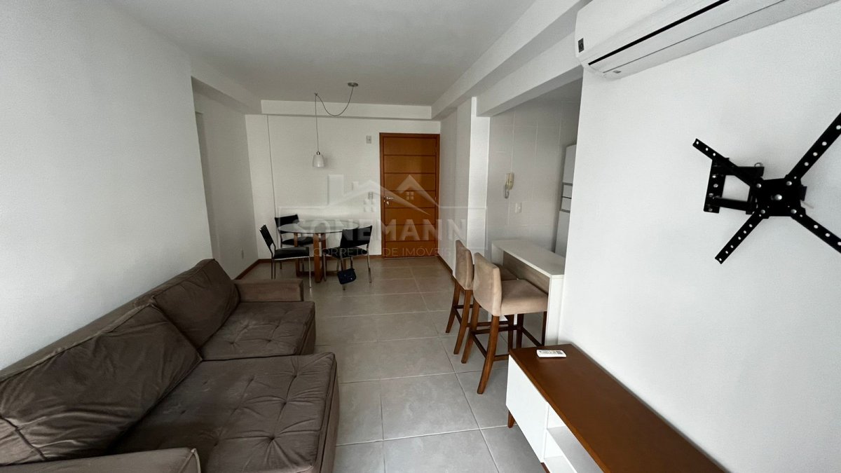 Apartamento à venda com 2 quartos, 78m² - Foto 2