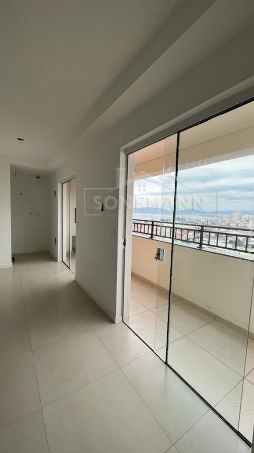 Apartamento à venda com 2 quartos, 71m² - Foto 9