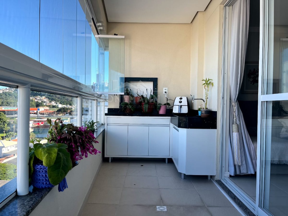 Apartamento à venda com 3 quartos, 108m² - Foto 10