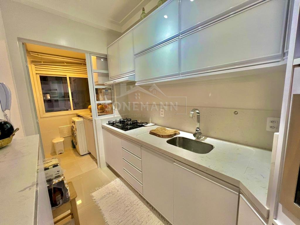 Apartamento à venda com 2 quartos, 67m² - Foto 7