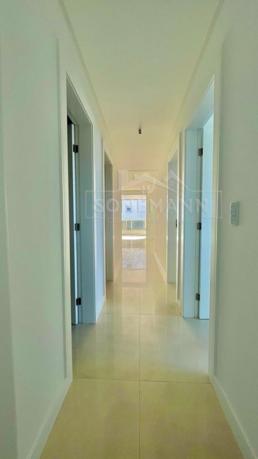 Apartamento à venda com 4 quartos, 155m² - Foto 12