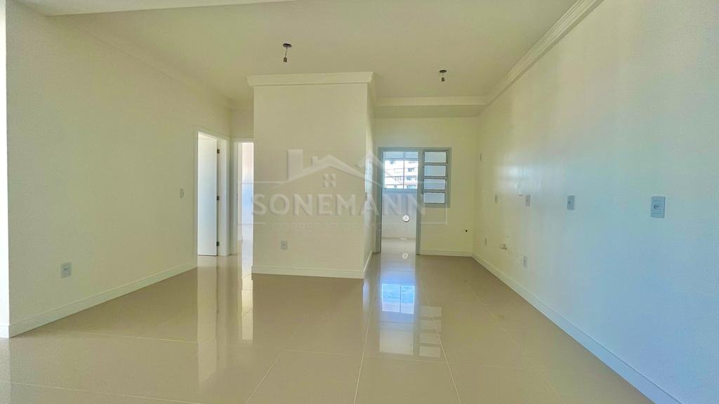 Apartamento à venda com 2 quartos, 96m² - Foto 4