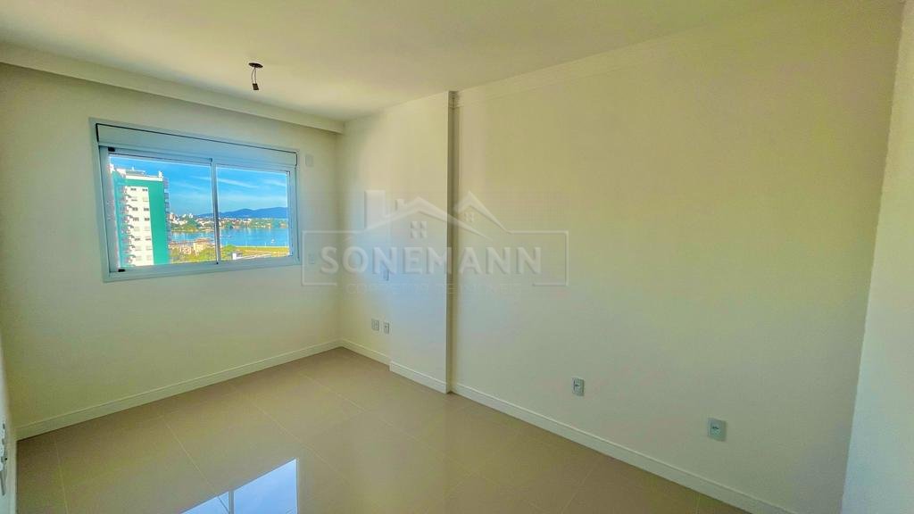 Apartamento à venda com 2 quartos, 96m² - Foto 14