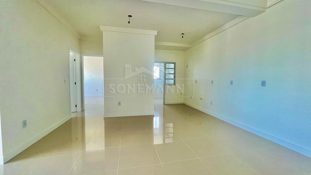 Apartamento à venda com 2 quartos, 96m² - Foto 2