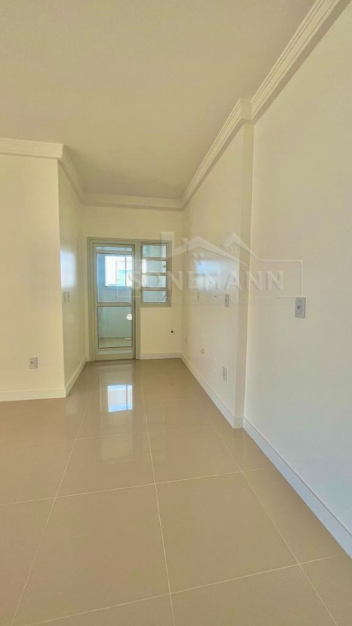 Apartamento à venda com 3 quartos, 110m² - Foto 9