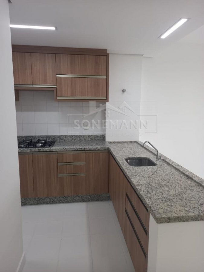 Apartamento à venda com 3 quartos, 106m² - Foto 8