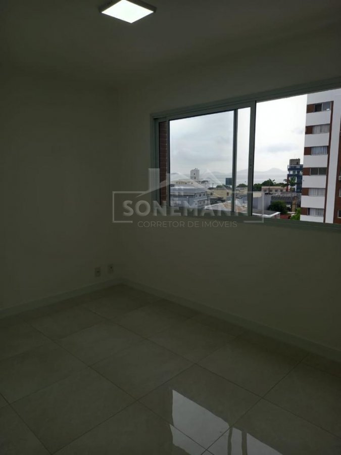 Apartamento à venda com 3 quartos, 106m² - Foto 15