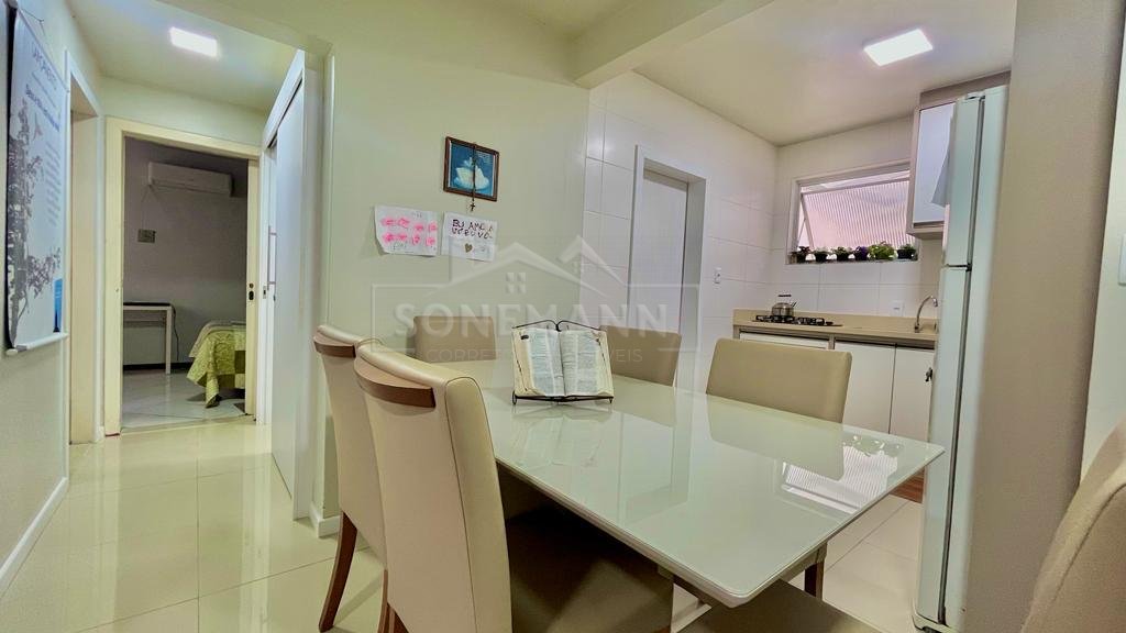 Apartamento à venda com 2 quartos, 56m² - Foto 4