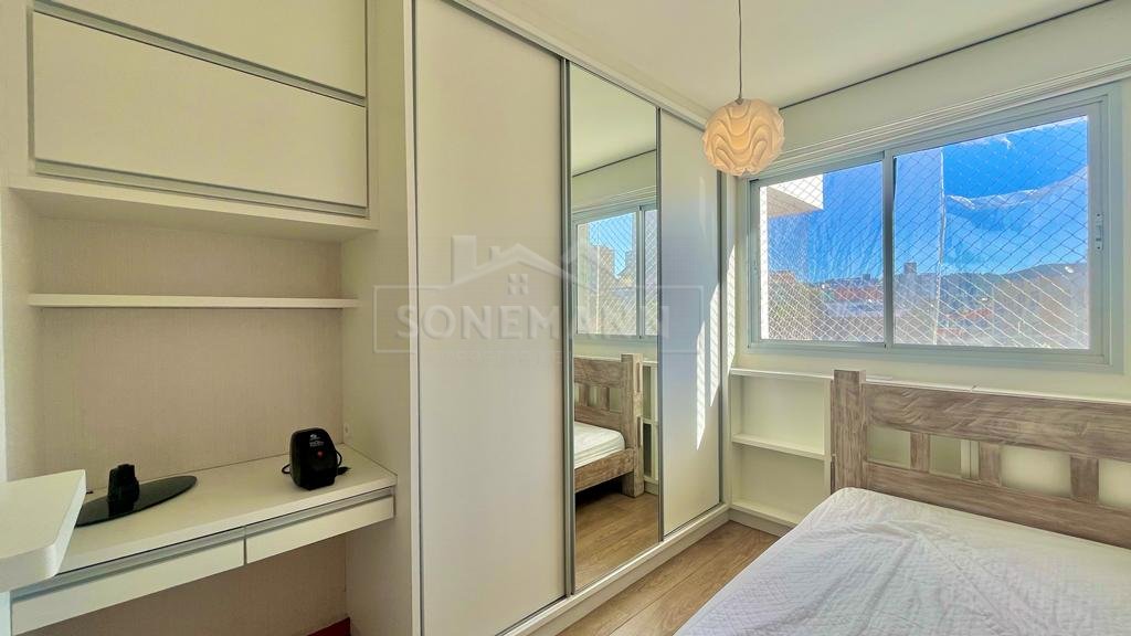 Apartamento à venda com 2 quartos, 75m² - Foto 19