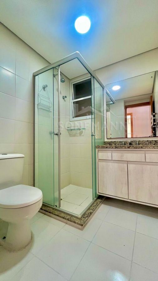 Apartamento à venda com 2 quartos, 75m² - Foto 20