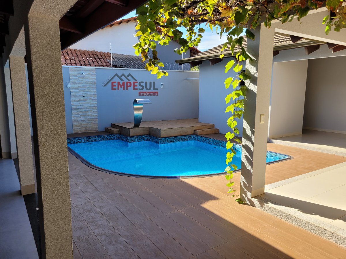 Casa à venda com 3 quartos, 353m² - Foto 7