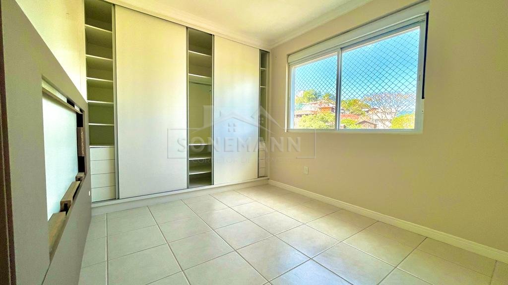 Apartamento à venda com 2 quartos, 87m² - Foto 10