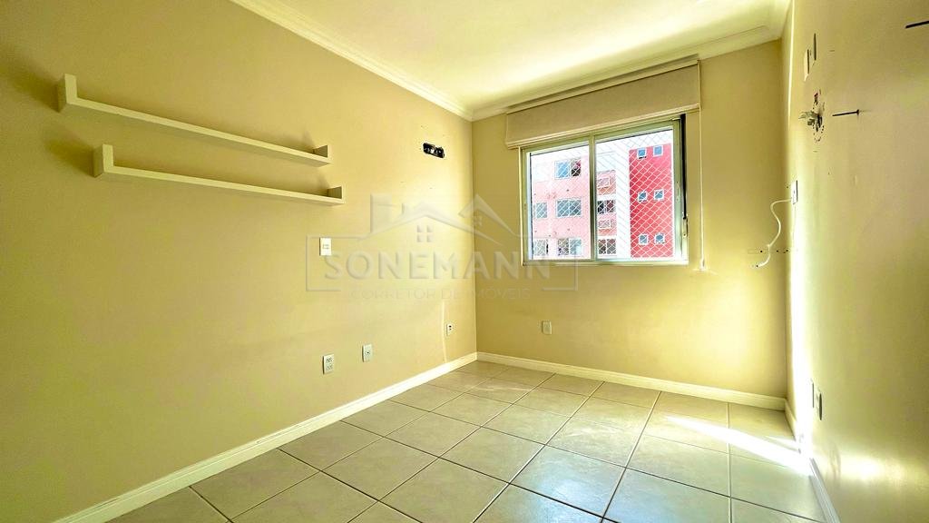 Apartamento à venda com 2 quartos, 87m² - Foto 13