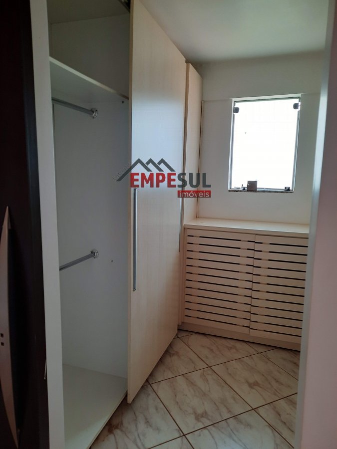 Sobrado à venda com 5 quartos, 360m² - Foto 8