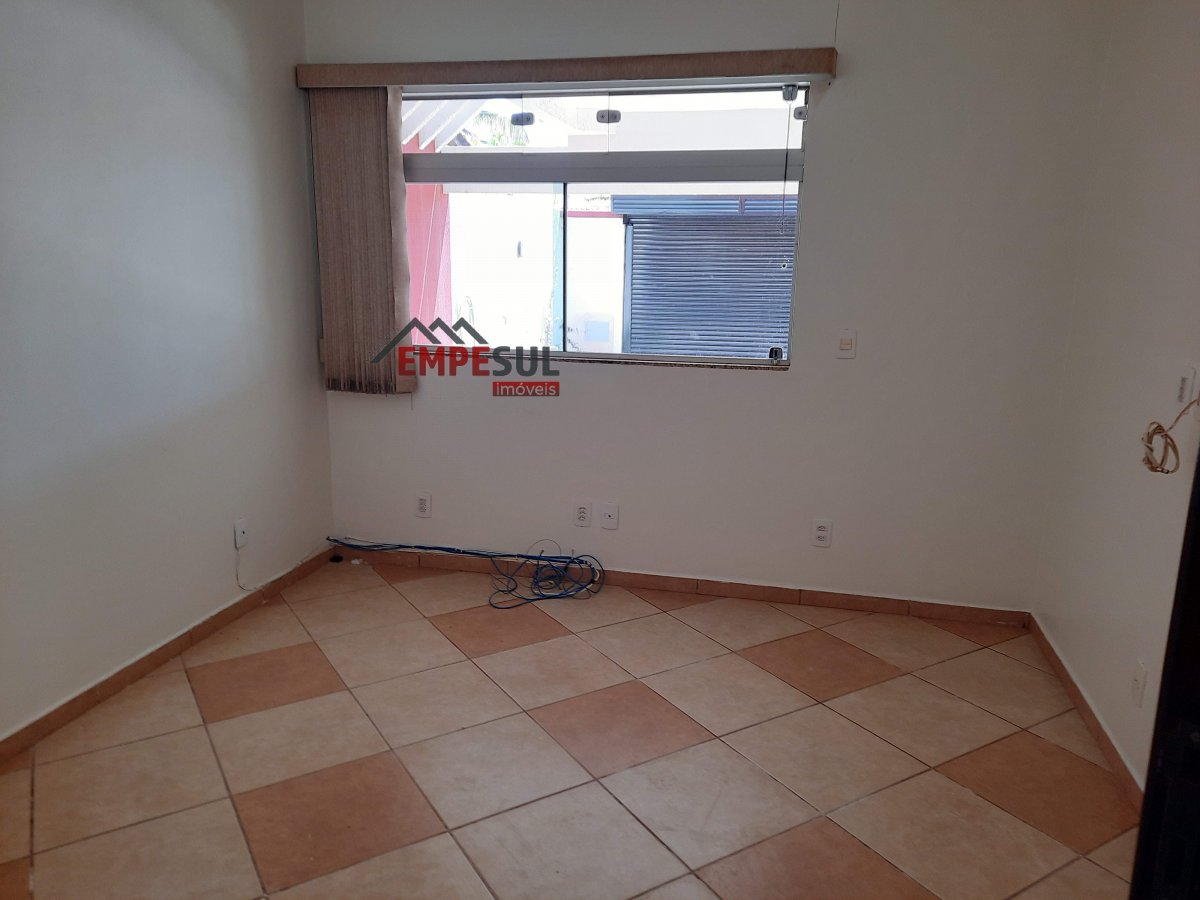 Sobrado à venda com 5 quartos, 360m² - Foto 17