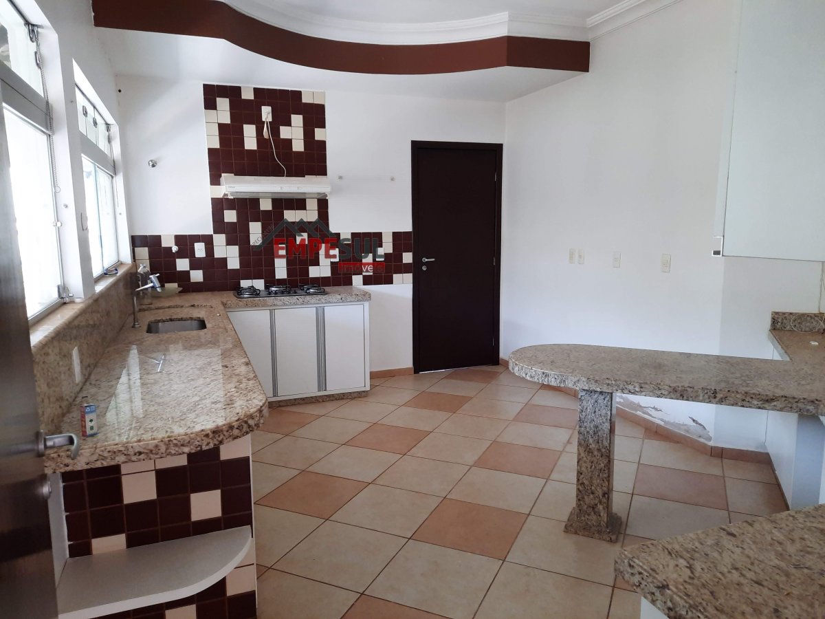 Sobrado à venda com 5 quartos, 360m² - Foto 19