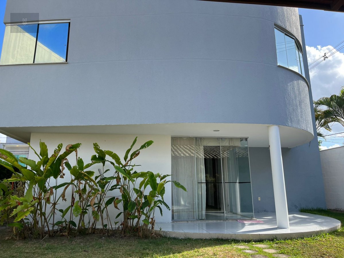 Casa para alugar com 4 quartos, 200m² - Foto 13