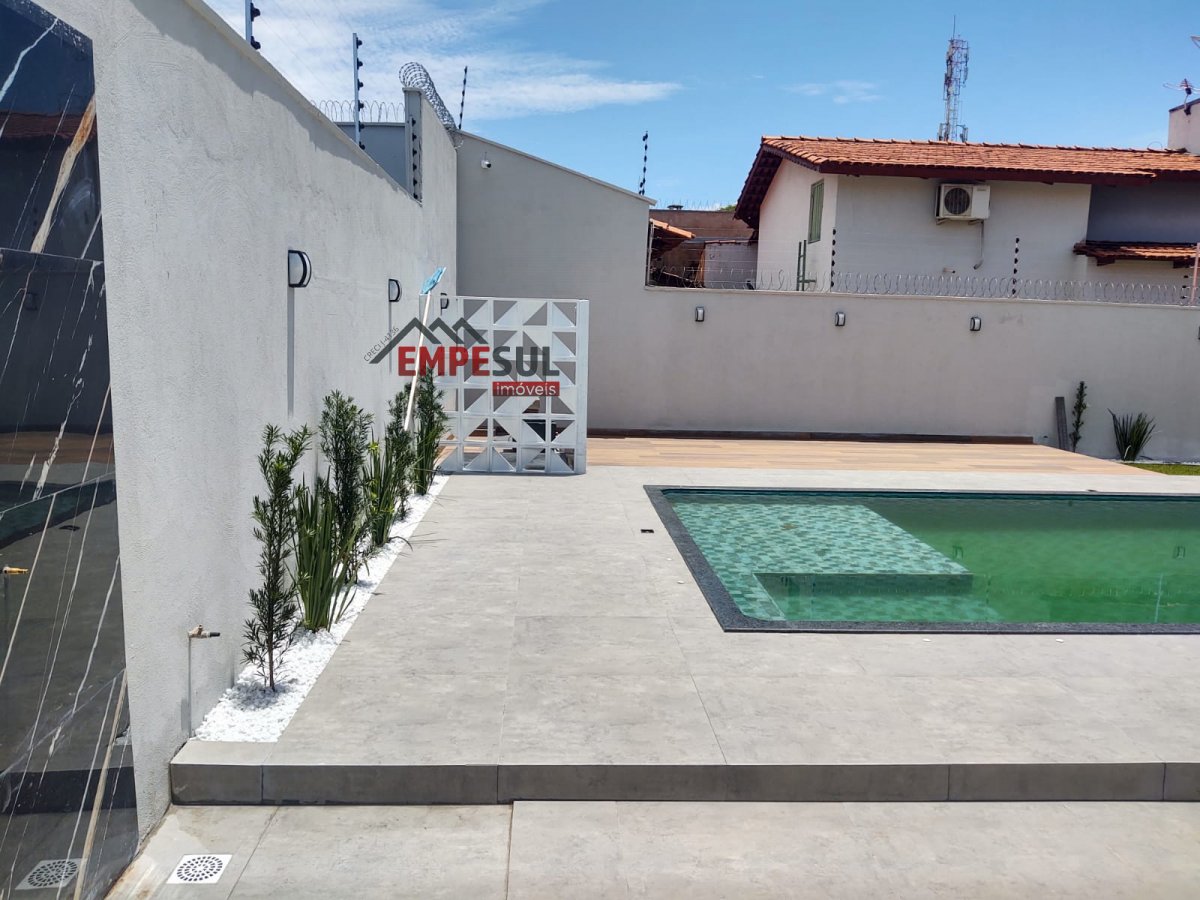 Casa à venda com 5 quartos, 720m² - Foto 12