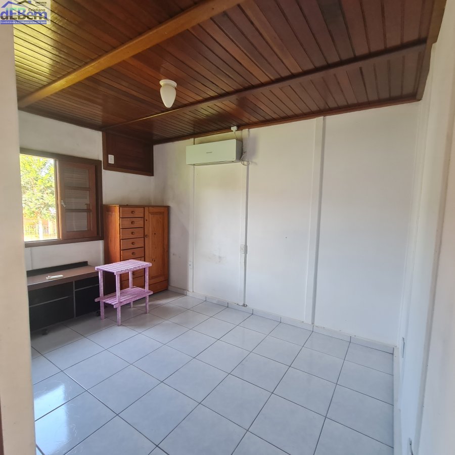 Casa à venda com 3 quartos, 87m² - Foto 2